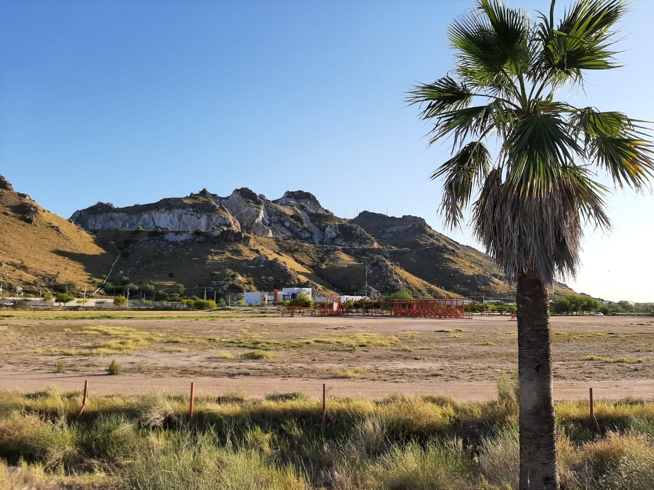 El Cárcamo, Claudia y Célida