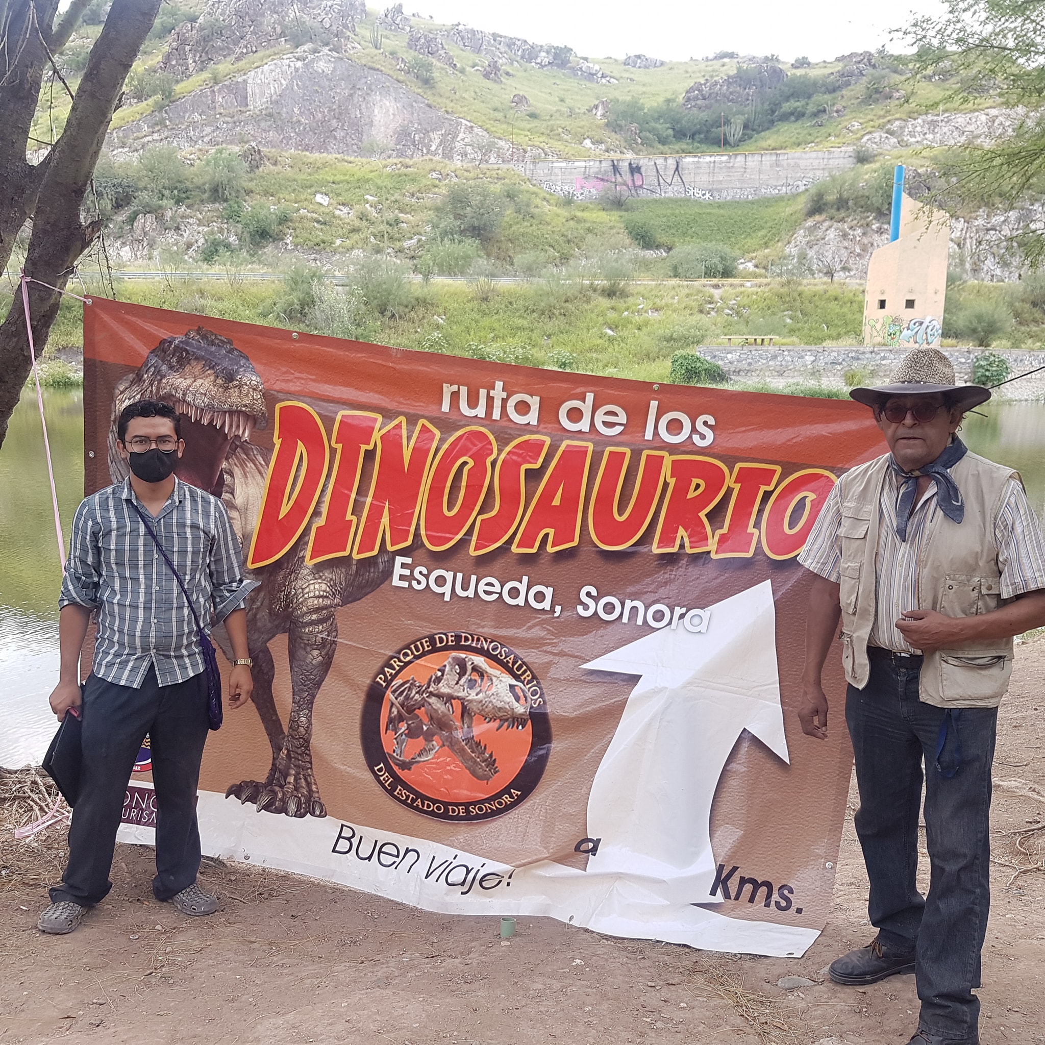 Los dinosaurios invaden el Humedal de La Sauceda 243736685_10216314183926866_8338550390574652832_n