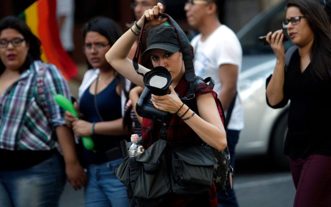 Velia de la Cruz: Una visión fotográfica femenina del norte mexicano