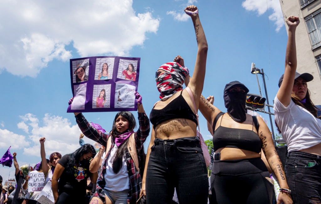 Mujeres por la defensa del derecho a la protesta