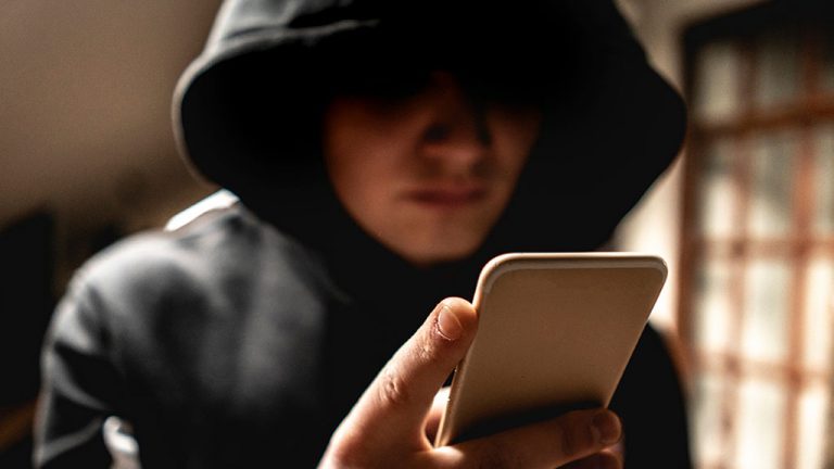 ¿Te extorsionaron por WhatsApp? Podrían purgar hasta 12 años en prisión