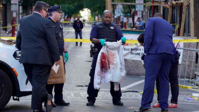 Nuevo tiroteo mortal en EU, dispararon a la gente en desfile del 4 de julio