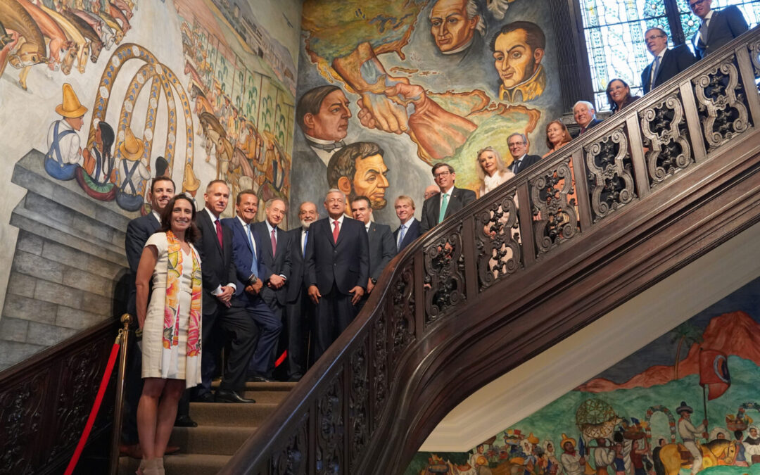 AMLO se reúne en Washington con empresarios de EU y México