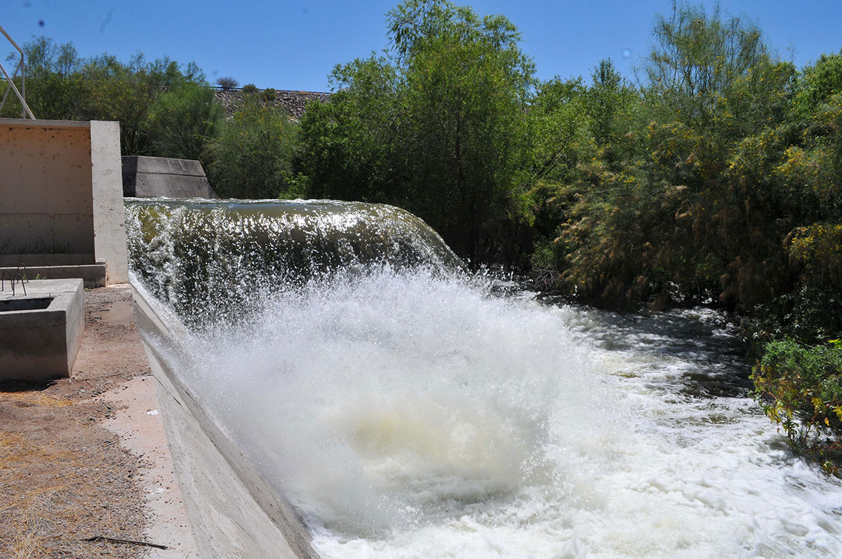 DESFOGUE-DE-LA-PRESA-EL-MOLINITOd