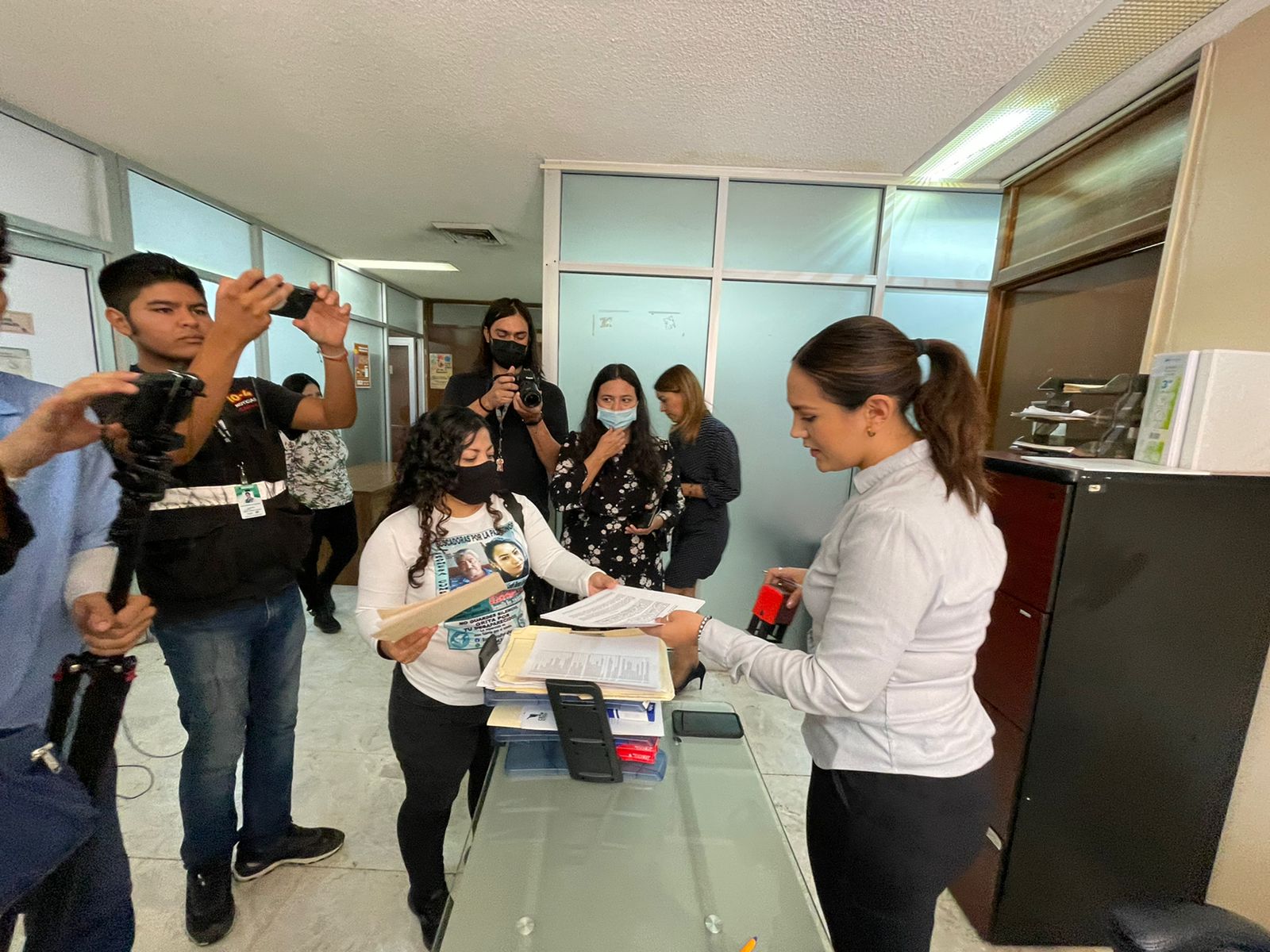 En el Día de las Víctimas de Desaparición Forzada, madres buscadoras denuncian negligencia de la Fiscalía ante la CEDH b9219f52-2378-435b-8533-7c92113dbbf7