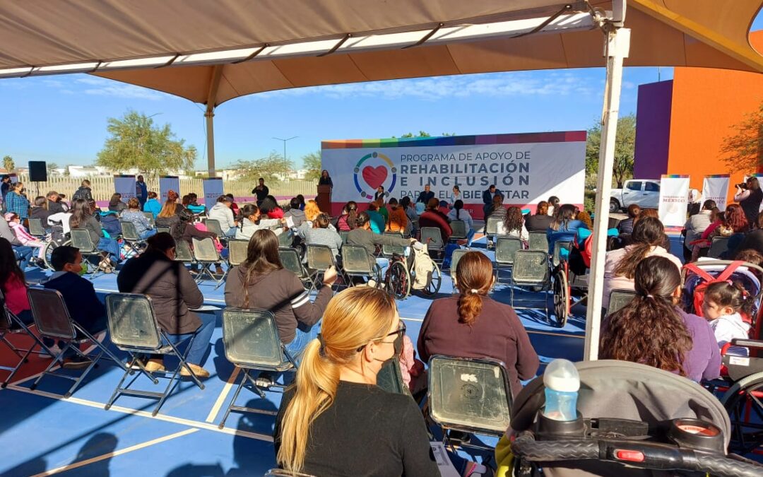 Bienestar Sonora entrega 290 vales para atención de niños con discapacidad en el CRIT Teletón