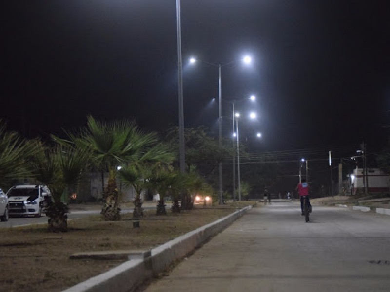 buscaran-rescindir-contrato-de-alumbrado-publico-en-navojoa-126339