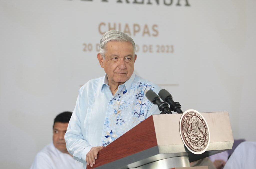 Con Tren Maya y 500 obras complementarias es tiempo del sureste del país: AMLO