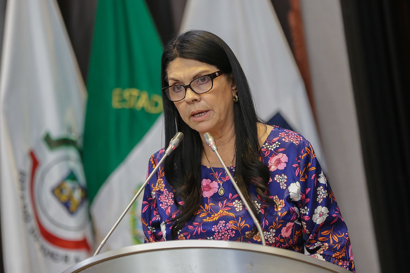 Presentan proyecto de Ley de Comunicación Social en el Congreso