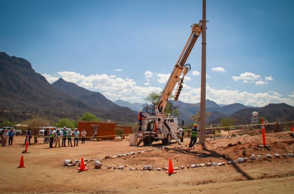Llega la luz a San Bernardo Sonora
