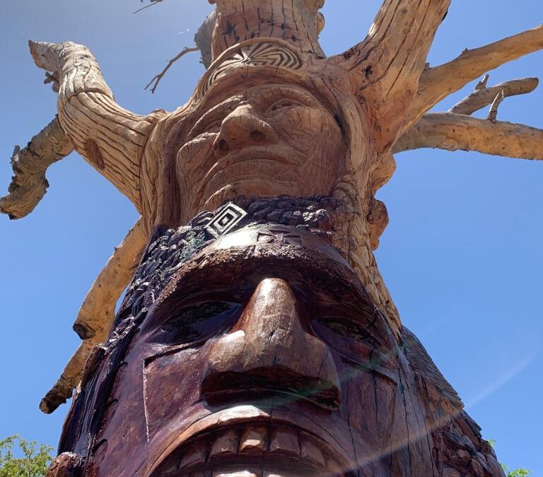 Invitan a la inauguración de Escultura sobre Pueblos Originarios, en La Sauceda