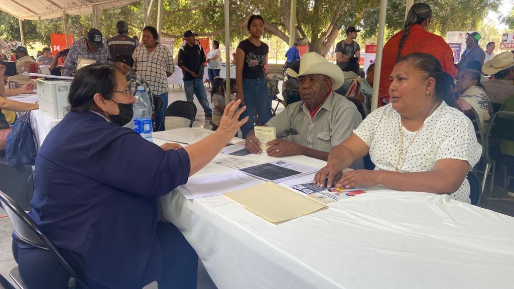 Lleva Gobierno de Sonora más de cuatro mil servicios a habitantes de El Sahuaral, en Etchojoa