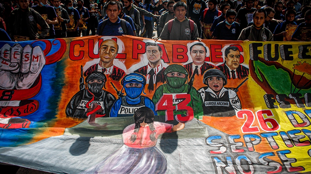 Oculta Sedena investigación interna sobre Ayotzinapa