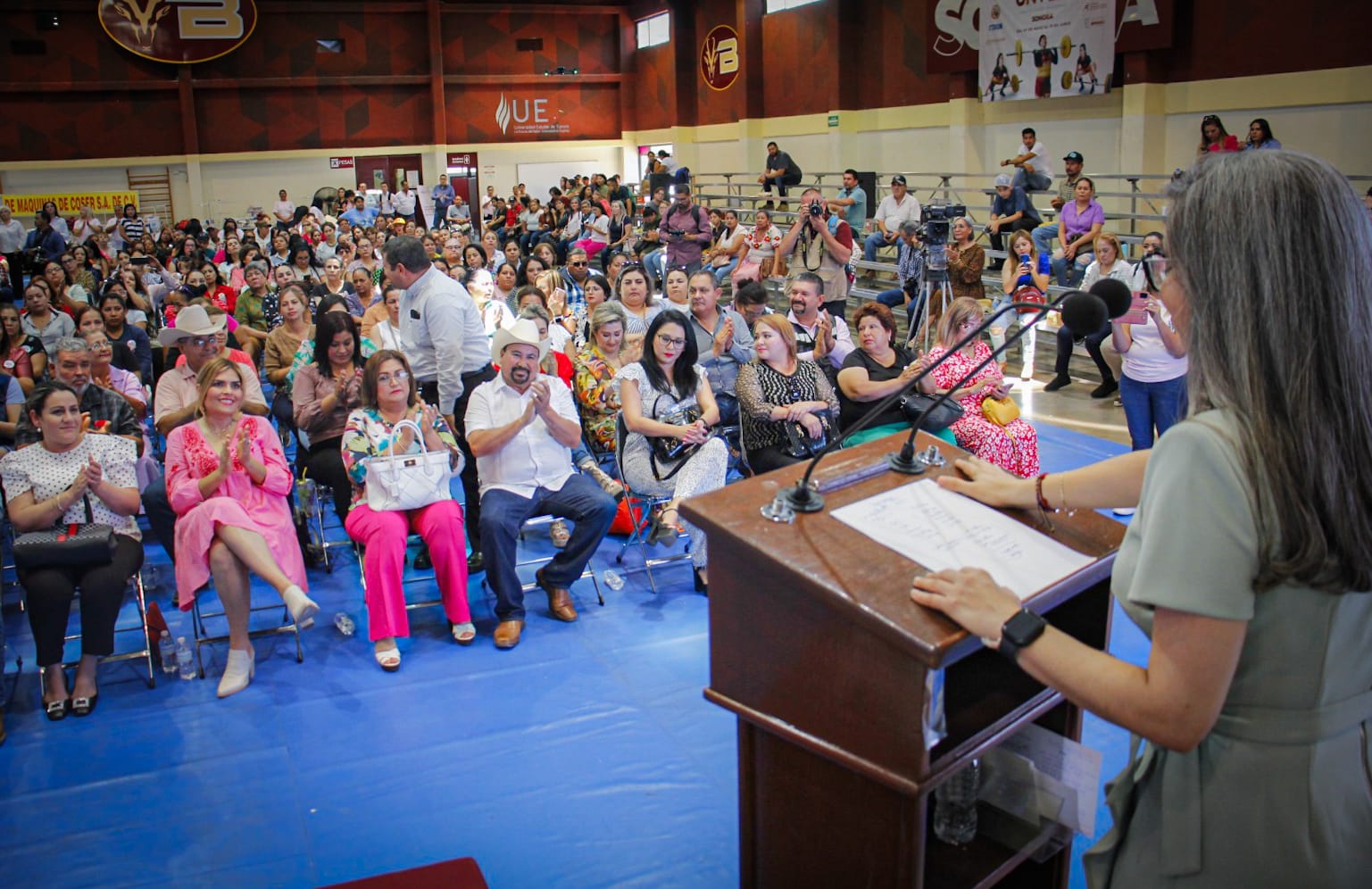 8587f774-fbda-4fc2-bc01-ec8c19815e35