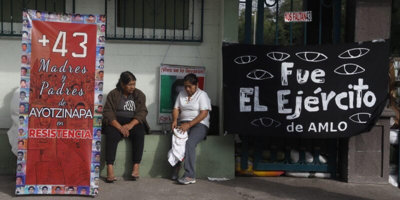 Gobierno de México rechaza entrega de información militar sobre caso Ayotzinapa