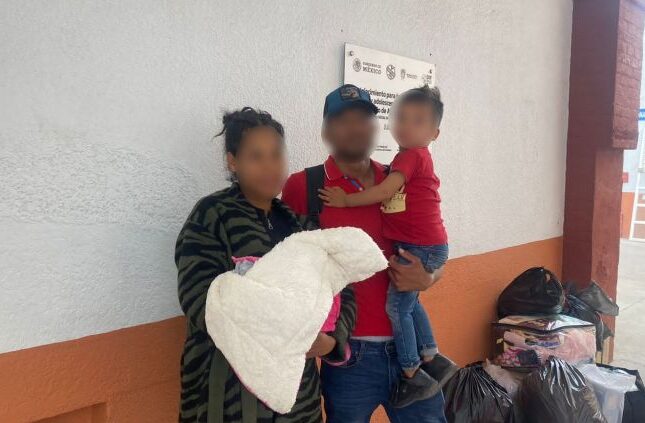 Migrante venezolana da a luz en el techo de un tren