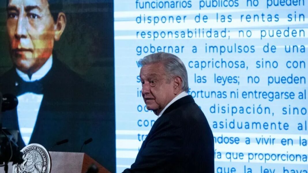 Dinero de fideicomisos que le quitaron al Poder Judicial podrían ser para becas: AMLO