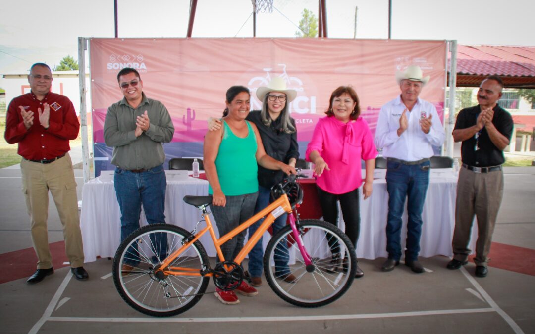 Entrega Sedeson 200 bicicletas en la sierra alta
