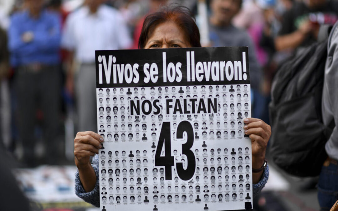 Caso Ayotzinapa: padres de los 43 normalistas podrán revisar todos los archivos del caso