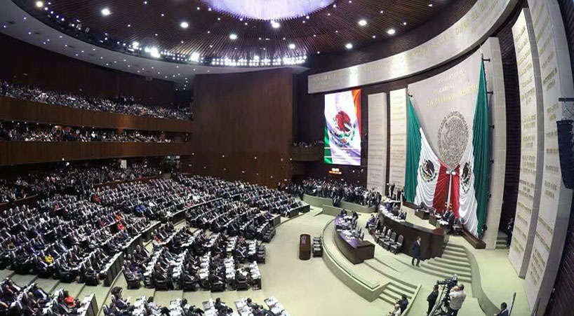 Dan licencia a 51 diputados federales en dos días