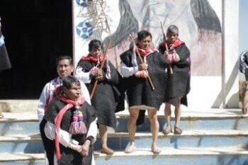 Sobrevivientes de la Masacre de Acteal reviven la zozobra luego de escuchar disparos en Tierra Sagrada