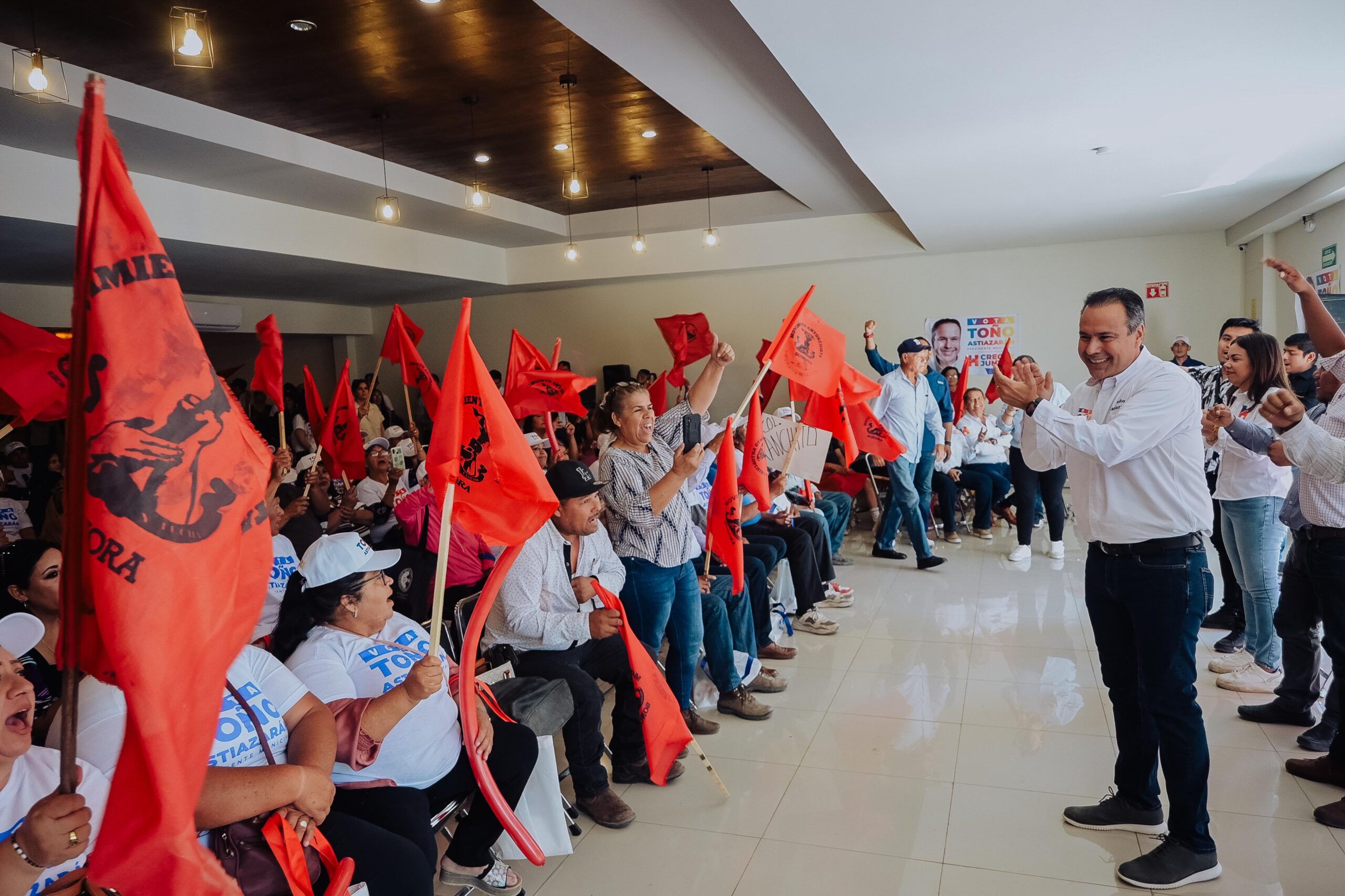 Antorcha Campesina se suma a la campaña de Toño Astiazarán Se suma Antorcha Campesina a Toño Astiazarán para su segundo período como presidente municipal