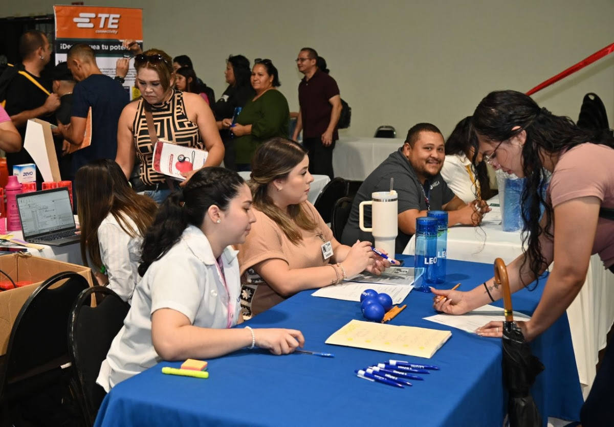 Más de 70 empresas participaron en la 12va Feria del Empleo unnamed (27)