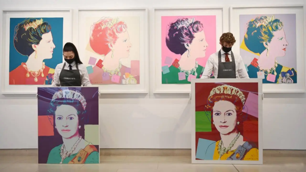 Roban dos retratos de la serie ‘Reigning Queens’ de Andy Warhol en Países Bajos