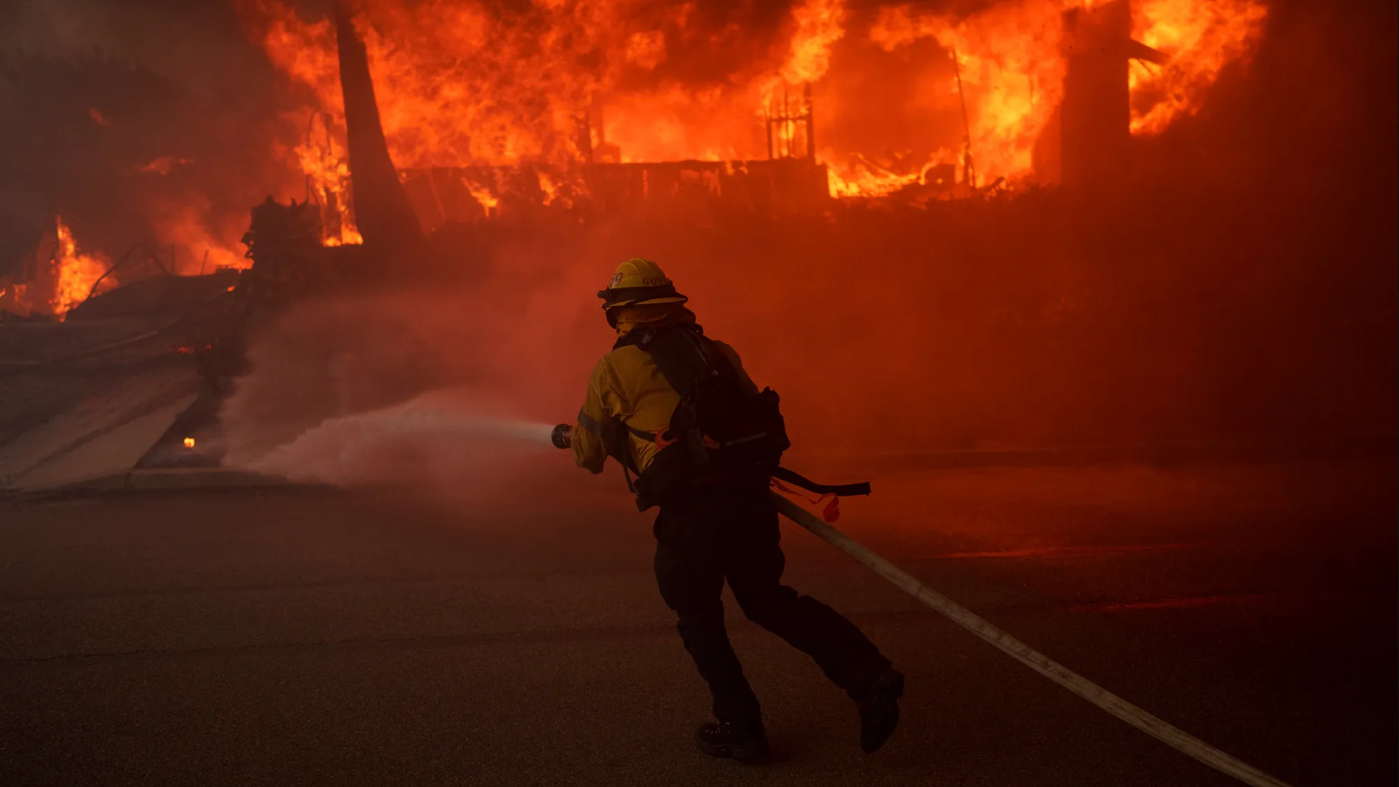 010725_Pacific-Palisades-Fire_GETTY_CM_WIDE_01