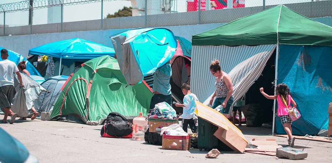 Solicitar asilo es un derecho universal, recuerda la Oficina de Derechos Humanos a Estados Unidos