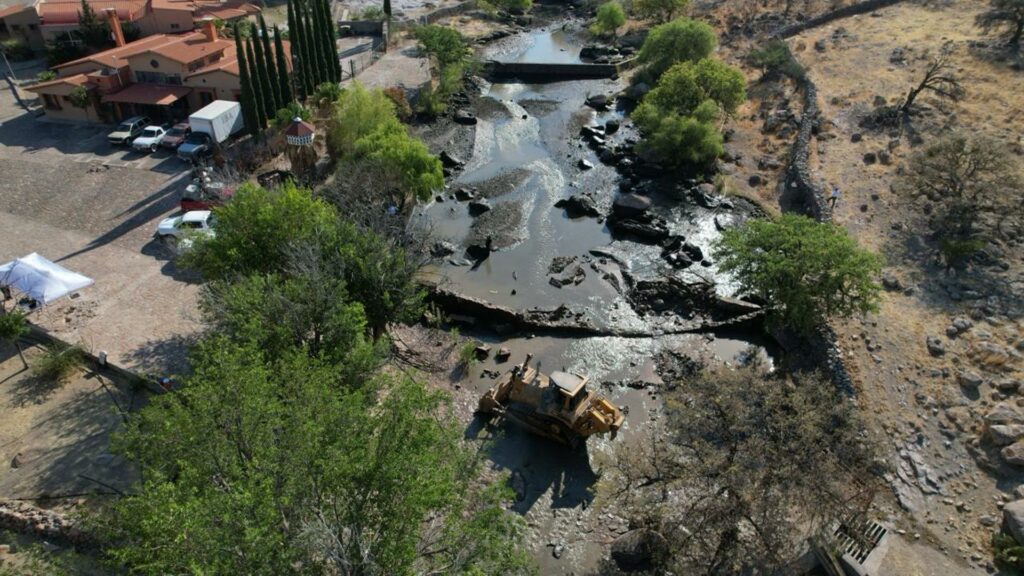 Denuncia Gobierno de México acaparamiento ilegal de agua en rancho de César Duarte