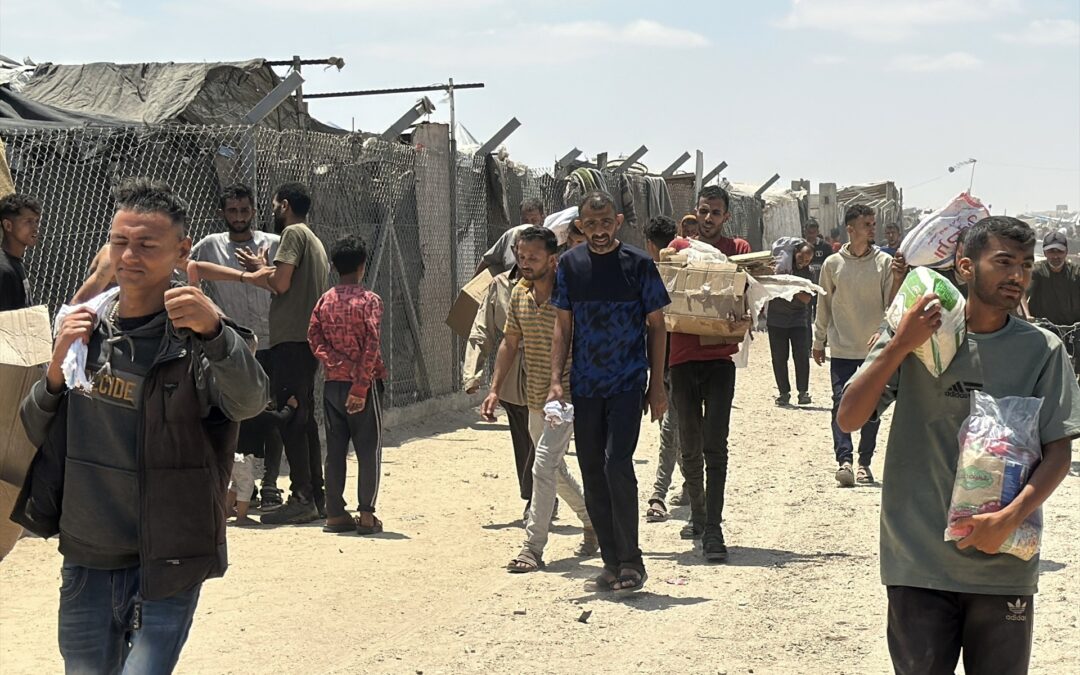 Israel asesina a 31 personas que esperaban para recibir comida en el sur de Gaza