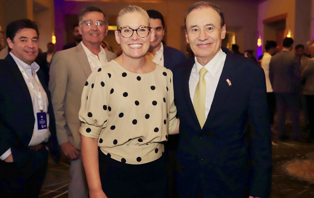 Durazo y Hobbs consolidan lazos de cooperación binacional