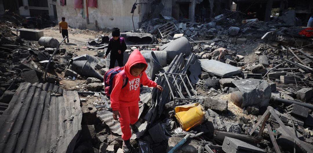 Los ataques israelíes a sitios educativos en los territorios palestinos ocupados constituyen crímenes de guerra