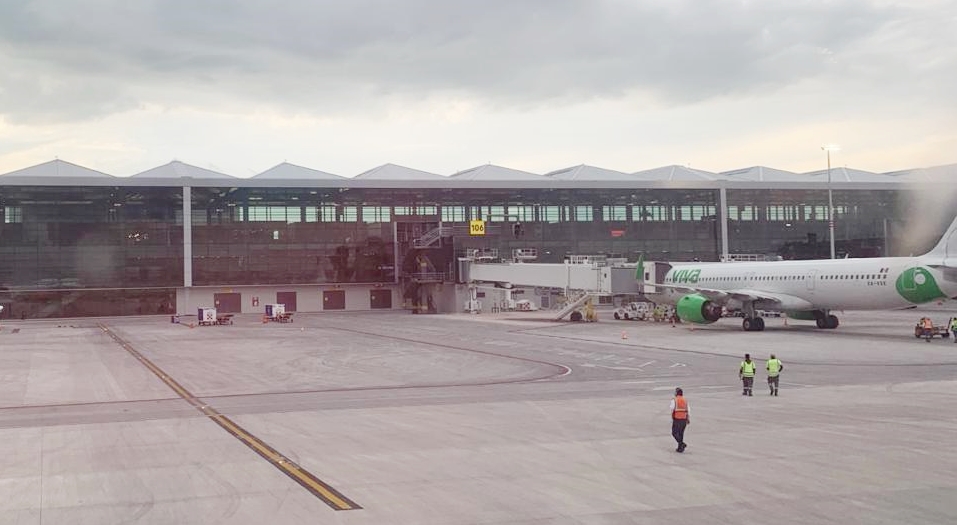 Sheinbaum descarta sanciones de EU a aviación mexicana