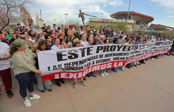 Crece la resistencia de los vecinos del poniente contra Viviendas del Bienestar en #CADAM