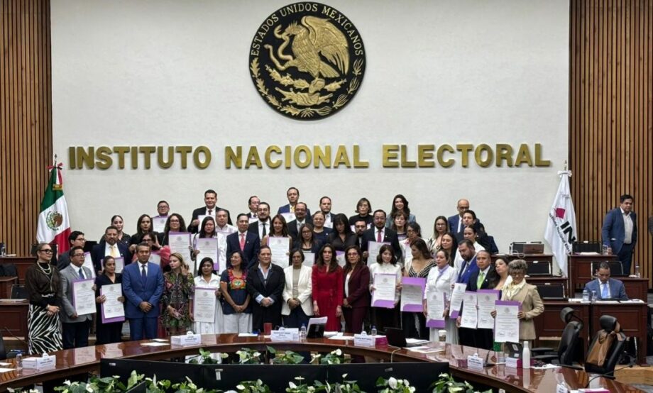 Por fallo del TEPJF INE entrega constancia de mayoría a 45 candidatos de elección judicial