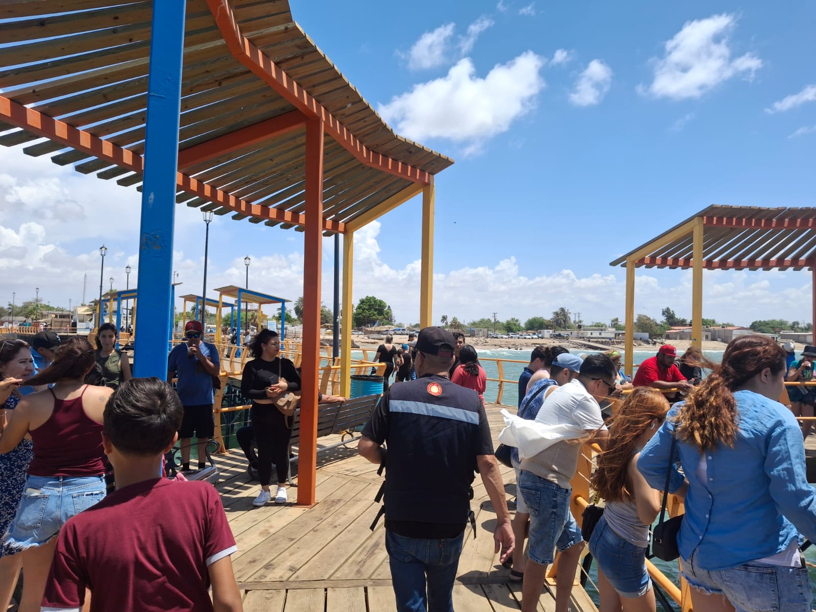 Mantiene Ayuntamiento de Hermosillo operativo de fin de semana en Bahía de Kino2