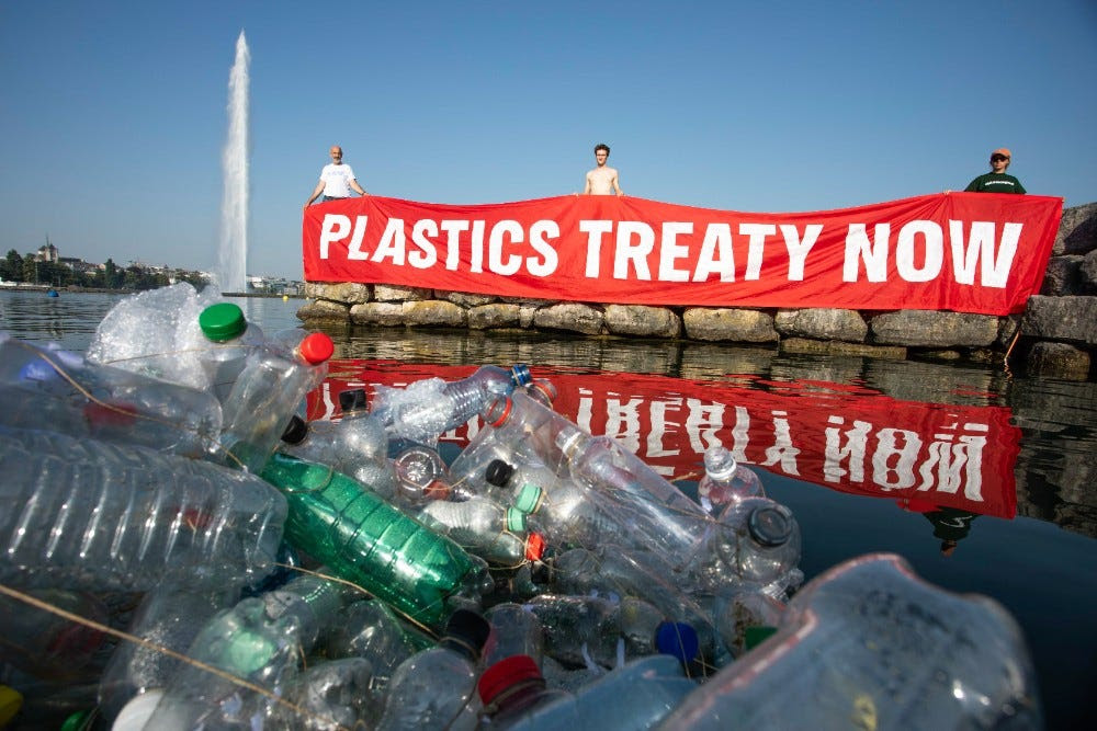 + apuntes sobre el tratado global de plásticos o viviendo en la película el día de la marmota