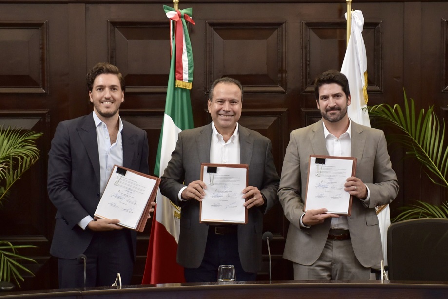 Firma alcalde Astiazarán concesión de libramiento norponiente en Hermosillo