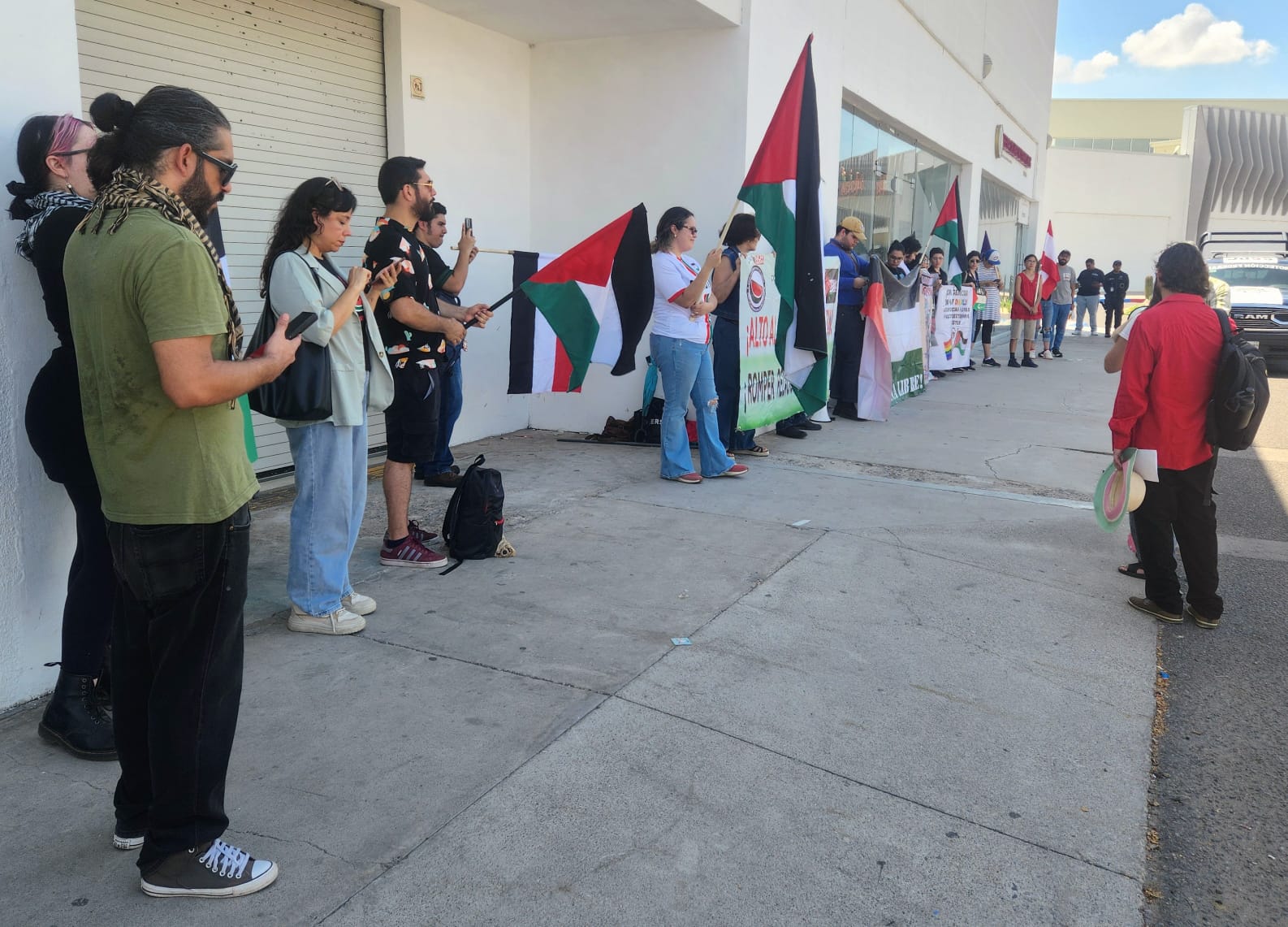 WhatsApp Image 2025-09-19 at 5.14.41 PM (2)