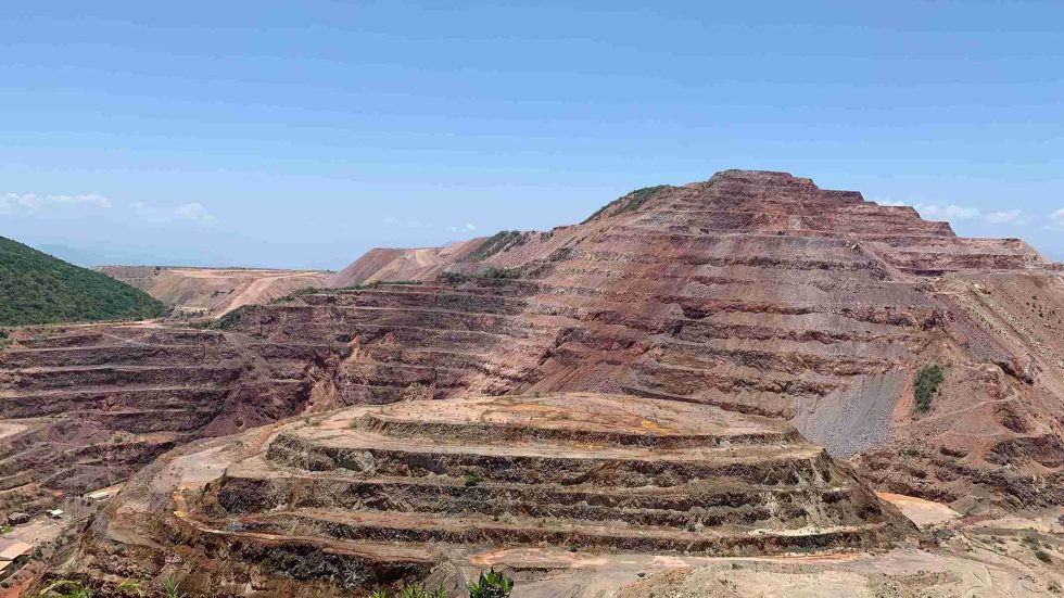 Empresas mineras canadienses promueven un estándar de “minería sustentable” que organizaciones califican como simulación