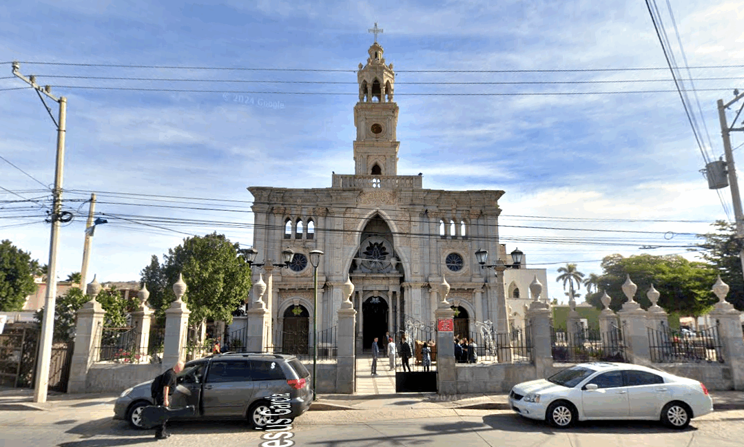 Arquidiócesis de Hermosillo ordena revisión de templos e instituciones tras incendio en Waldo’s
