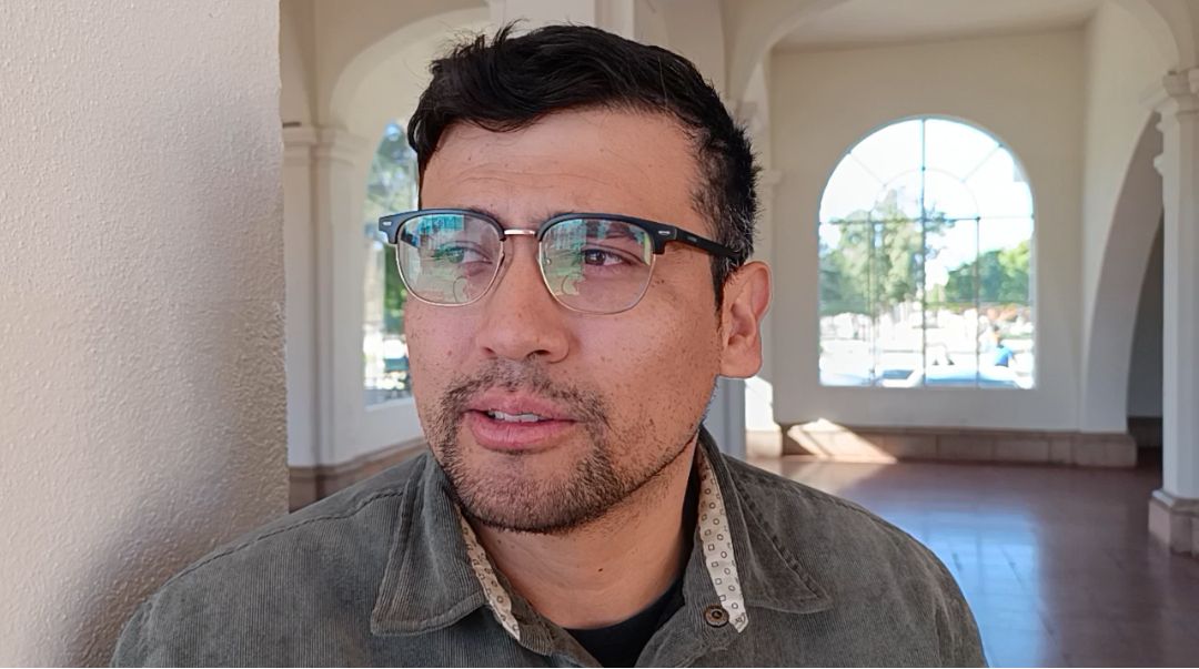 Huelga de hambre en la Unison; maestro asegura que no le pagan lo que corresponde