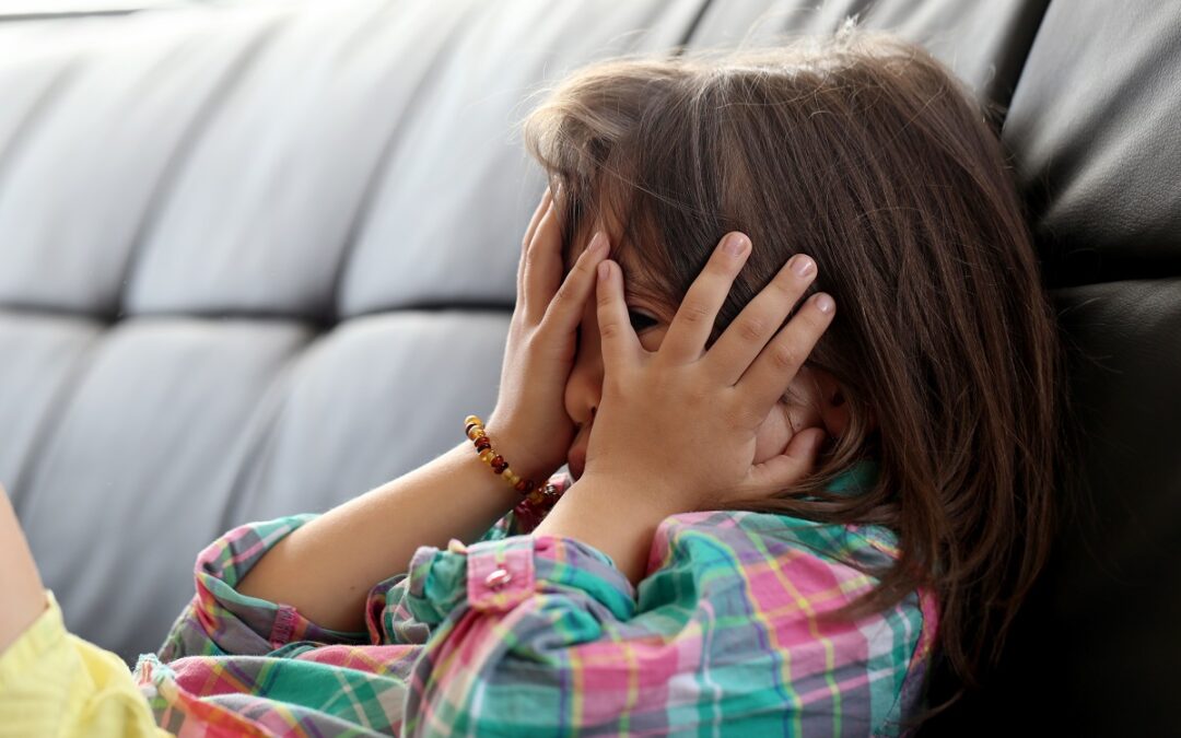 UNICEF alerta: 610 millones de niños viven en hogares donde sus madres sufren violencia de pareja