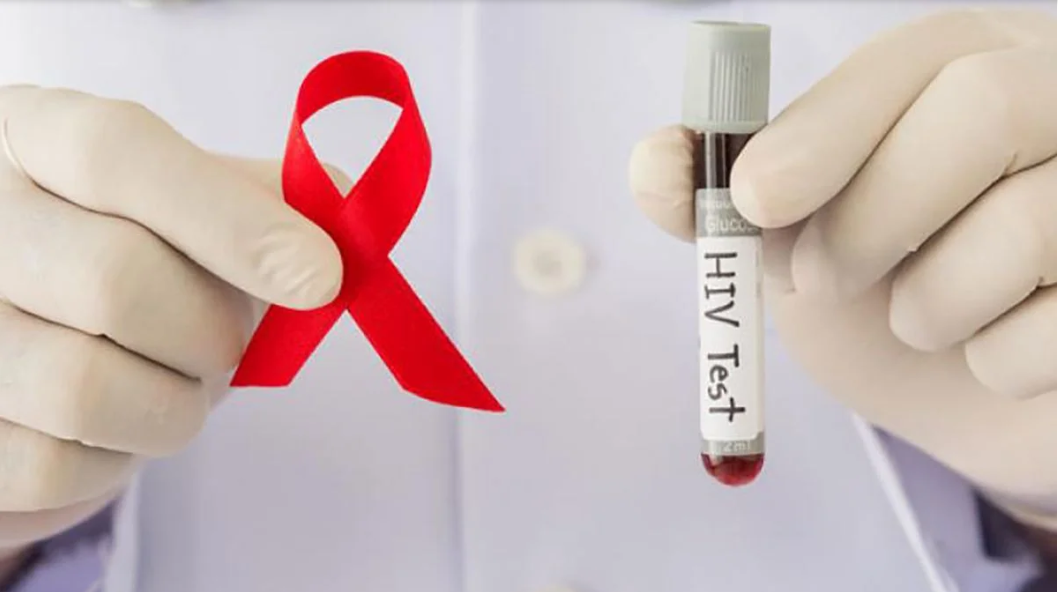 ONUSIDA alerta retroceso histórico en la lucha contra el VIH por recortes y ataques a derechos humanos