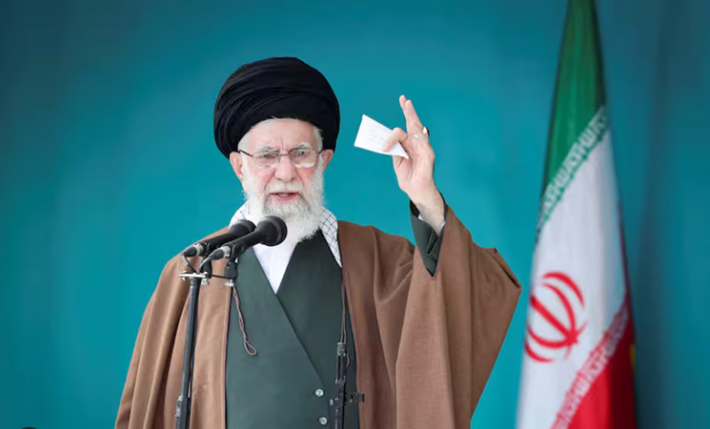 Embajador de Irán en México afirma que Jamenei está sano y coordina respuesta