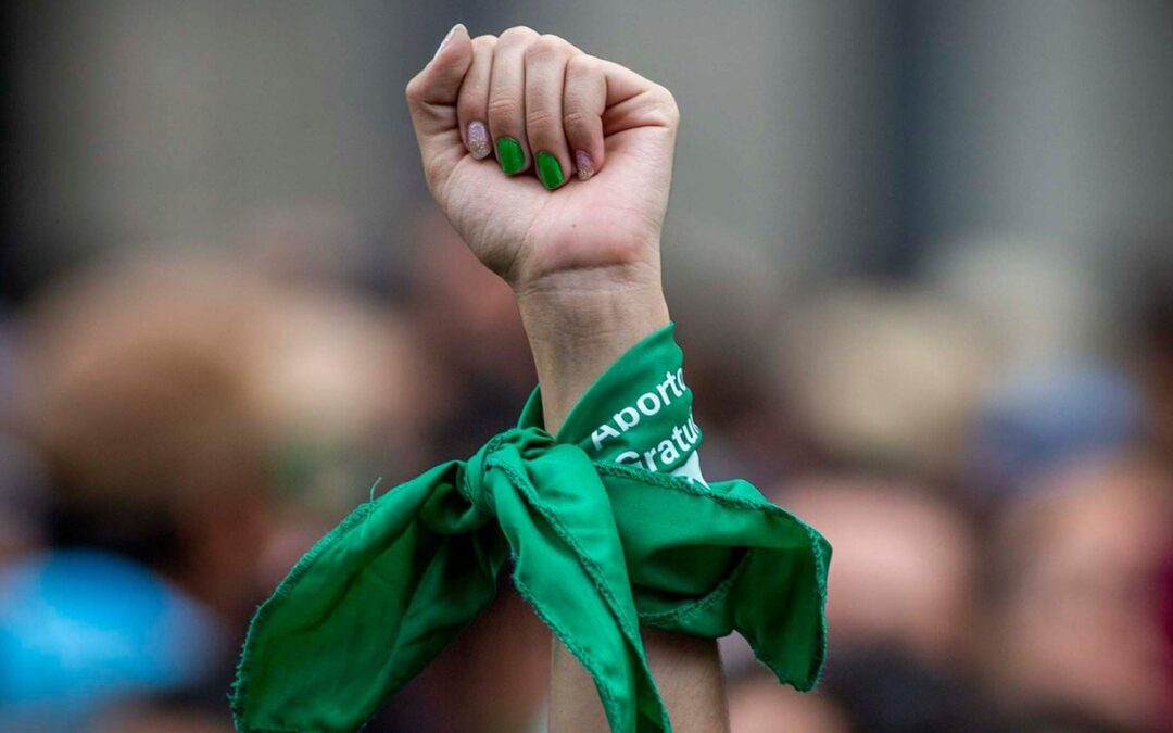 Indemnizan a adolescente por negarle aborto legal en Chihuahua