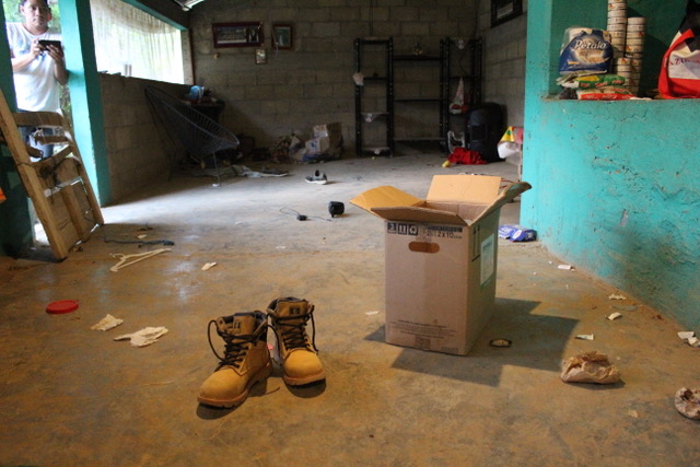 Cuando el hogar se pierde, la voz se escribe: un joven desplazado que busca contar su historia en el destierro