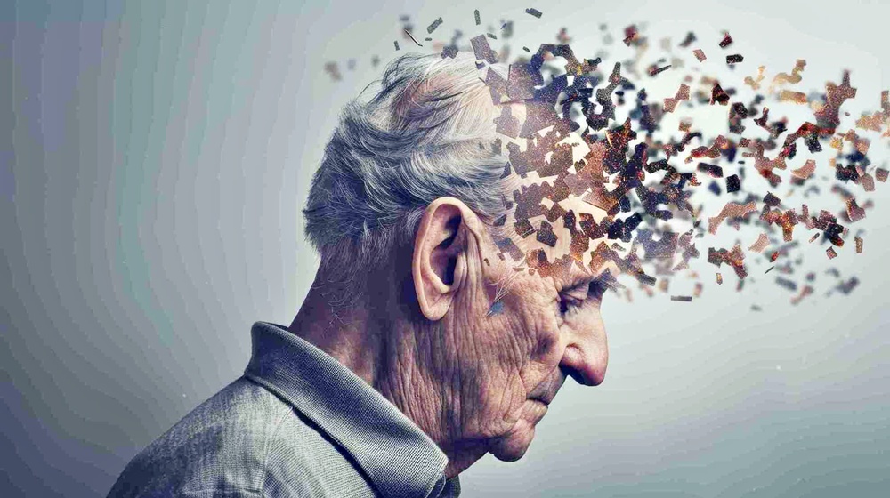 La ciencia lo logró: Un test nasal revela si tienes Alzheimer incluso antes de que notes pérdida de memoria